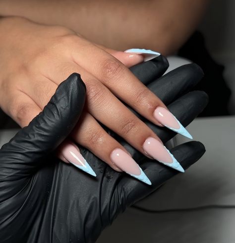 Blue Nail Inspo, Nails Aesthetics, Blue Frenchie, Stilleto Nails Designs, Acrylic Toe Nails, Pointy Nails, Sassy Nails, London Nails, Drip Nails