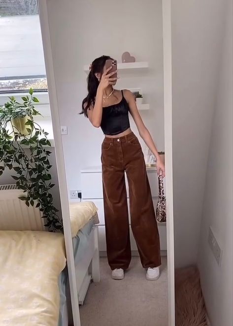 Coffee Core, Corrective Makeup, Outfit Mujer, Mini Skater Dress, Summer Outfit Inspiration, Date Outfits, Dope Outfits, Fashion Model, Outfits Aesthetic