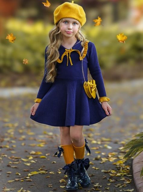 Girls Holiday Outfit, Kids Holiday Outfits, Class Photos, Girls Fall Dresses, Dressy Dress, Girls Special Occasion Dresses, Family Outings, Girls Boutique Clothing, School Birthday