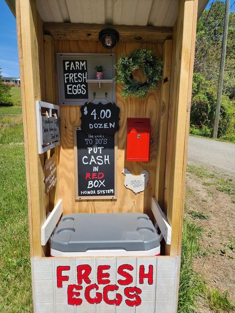 Cooler Egg Stand, Roadside Chicken Egg Stand, Chicken Egg Stand Ideas, Farm Fresh Egg Stand, Egg Sale Stand, Egg Stand Ideas, Fresh Egg Stand, Self Serve Egg Stand, Egg Stand Roadside