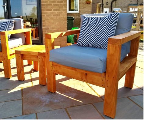 Diy Outdoor Chairs 2x4, 2x4 Outdoor Chairs, Outdoor Chair Plans, Outdoor Chairs Diy, White Outdoor Furniture, Modern Outdoor Chairs, Outdoor Furniture Chairs, Outdoor Wood Furniture, Porch Furniture