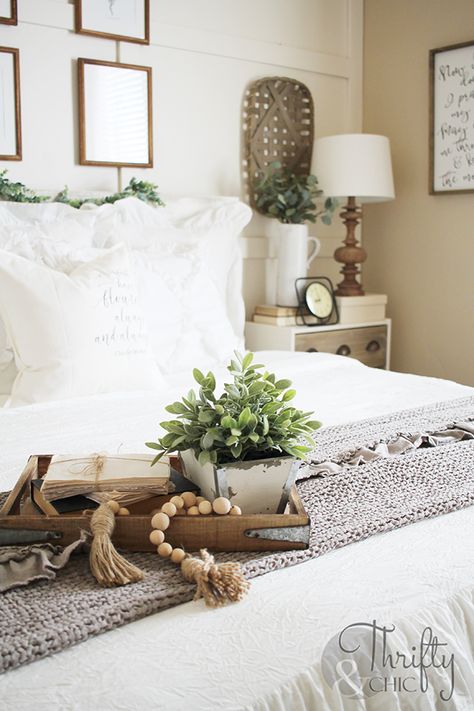 Bed Trays Ideas, Bed Trays Decoration, Bedroom Spring Decor, Bed Tray Decor Ideas Bedroom, Trays On Bed, Bedroom Ideas White Bed, Bedroom Staging Ideas, Trays For On Top Of A Mattress In A Bedroom Rustic, European Farmhouse Shabby Chic Bedding For Brown Wood