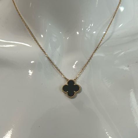 I Am Selling A Van Cleef & Arpels Vintage Alhambra Pendant Necklace In Black Onyx And 18 Carat Gold. It Is In Excellent Condition And Comes With The Box And Certificate. Vanclif Neckles, Black Van Cleef Necklace, Vancleefarpels Necklace, Jewelry Van Cleef, Vintage Alhambra Necklace, Vintage Alhambra Pendant, Van Cleef Necklace, Alhambra Necklace, Thrift Board