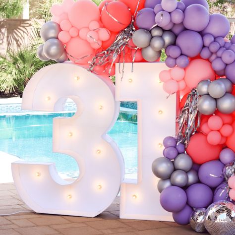 How to Make Giant Marquee Numbers with Foam Boards How To Make Giant Numbers, Foam Board Numbers, Diy Marquee Numbers, Marquee Numbers, Sweet Red Poppy, Free Baby Patterns, Giant Letters, 50th Bday, Foam Boards