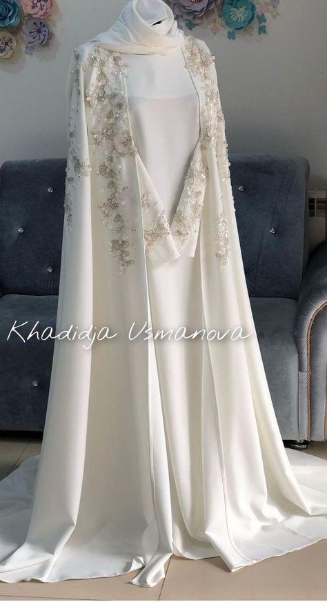 Elegant Abaya Designs, Islamic Wedding Dress, Wedding Hijab Styles, Khimar Hijab, Nikah Outfit, Baju Kahwin, Muslimah Wedding Dress, Nikah Dress, Muslimah Wedding