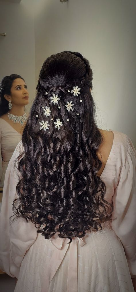 Wavy Hairstyle, Beautiful Curls, Long Curly, Prom Hair, Wavy Hair, Lashes, Prom, Hair Styles, Hair