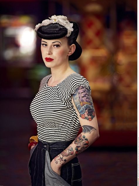 Sammi Sadler Rockabilly Tattoos, Rockabilly Mode, Miss Mosh, Twilight Film, Rockabilly Girl, Rockabilly Hair, Rockabilly Outfits, Rockabilly Pin Up, Tattoo Cover