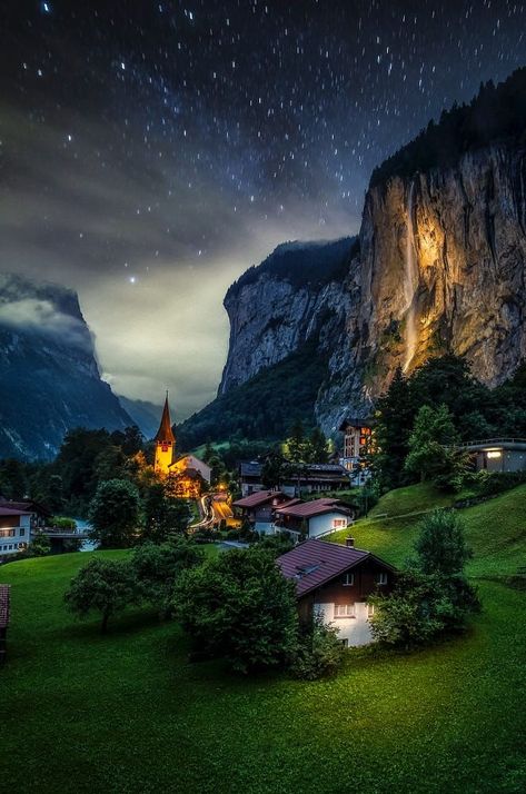 Lauterbrunnen Valley, Switzerland Wallpaper, Lauterbrunnen Switzerland, World Most Beautiful Place, Places In The World, Beautiful Places Nature, Most Beautiful Cities, Beautiful Places In The World, Alam Yang Indah