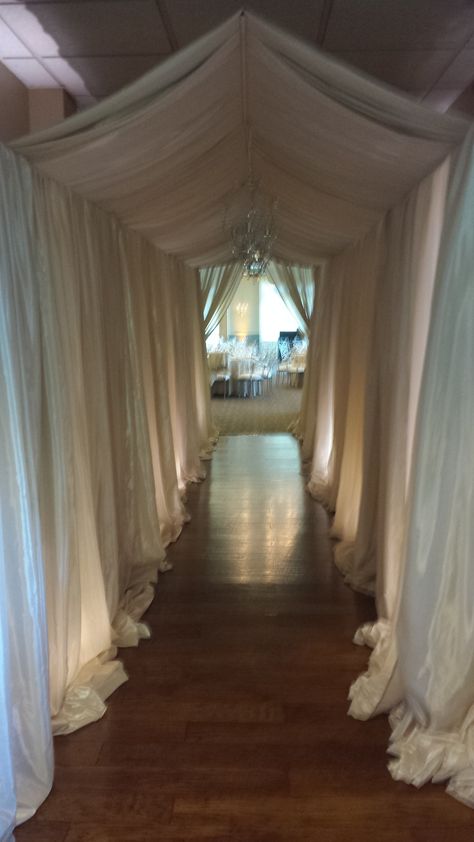 Draped Hallway Wedding, Diy Tunnel Entrance, Party Entryway Decor, Draped Walls, Winter Wonderland Party Theme, Diy Drapes, Baby Shower Decorations Neutral, Draping Wedding, Party Entrance