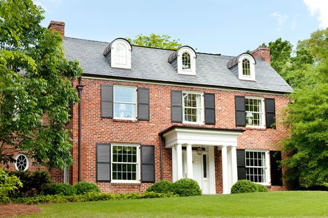 How to Choose Front Door Colors for Brick Houses of Every Shade Dan Carithers, Red Brick Colonial, Pyne Hollyhock, Clary Bosbyshell, Gil Schafer, Colefax Fowler, English Houses, Black Shutters, Orange Brick