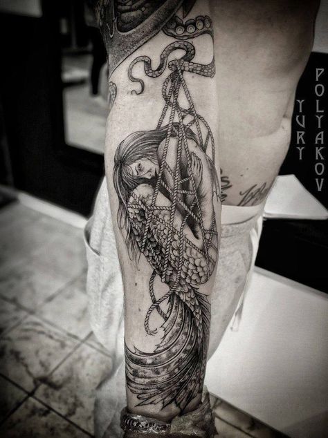 Kraken Tattoo, Lower Arm Tattoos, Tattoo Ideas Unique, Pirate Tattoo, Mermaid Tattoo, Mermaid Tattoos, Wolf Tattoos, Creative Tattoos, Thigh Tattoo