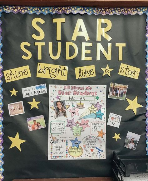 Star Students Bulletin Board, Super Star Bulletin Board Ideas, Student Of The Month Bulletin Board Ideas, Star Classroom Decor, Star Of The Week Bulletin Board, Star Student Ideas, Star Student Bulletin Board Ideas, Star Student Poster Ideas, Student Of The Month Bulletin Board