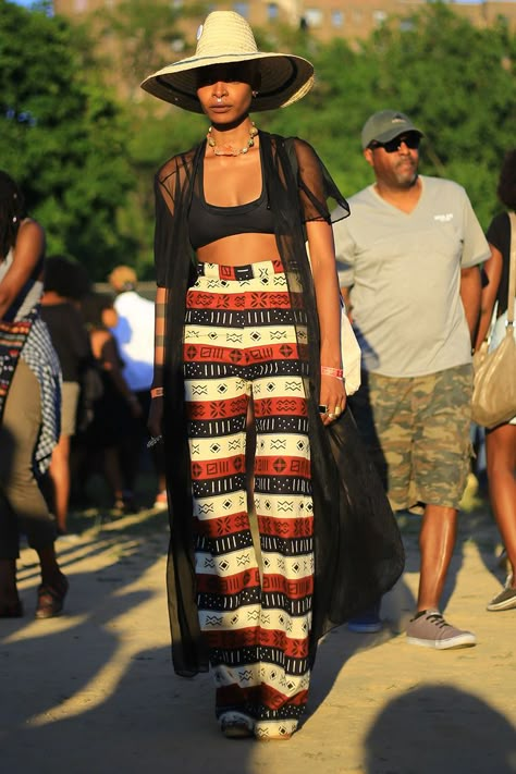 Black Punk Outfits, Afro Punk Outfits, Punk Festival, Afro Punk Fashion, Afrocentric Fashion, Afro Style, Erykah Badu, Mode Boho, Afro Punk