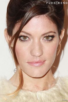 Jennifer Carpenter's makeup and eyes amazing Jennifer Carpenter, Most Beautiful Eyes, Tv Actors, Hair Photo, Top Beauty Products, Hollywood Glamour, Beautiful Makeup, Beautiful Eyes, Jennifer Lopez