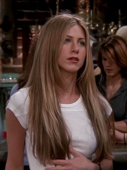 2000s Layered Hair Long, Jennifer Aniston Long Hair, Jennifer Aniston Haircut, Rachel Green Hair, Rachel Haircut, Rachel Hair, Haircut Inspo, Jennifer Aniston Hair, Jennifer Aniston Style