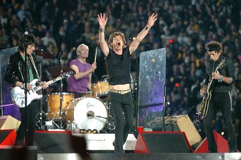 Why the Rolling Stones Were Censored During Super Bowl Show Super Bowl Show, Rolling Stones Concert, Super Bowl Halftime, Man Anatomy, The Ed Sullivan Show, Halftime Show, Fun Quizzes, Keith Richards, Mick Jagger