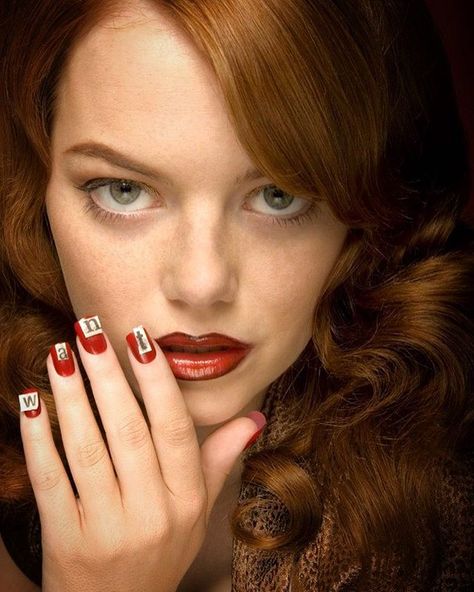 Emma Emma Stone Photoshoot, Stone Photoshoot, Emily Stone, Blonde Actresses, Allure Magazine, Stone Pictures, Red Hair Color, Emma Stone, Fashion Icon