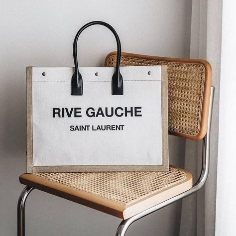 GENTE Roma on Instagram: “All-day charm @genteroma @ysl Rive Gauche tote bag available on genteroma.com and in our boutiques. #GenteRoma #SaintLaurent #YSL #SS19” Ysl Rive Gauche, Ysl Tote, Eco Bags, Bag Obsession, Chanel Tote, Oversized Tote Bag, Top Handbags, Yves Saint Laurent Bags, Diy Purse