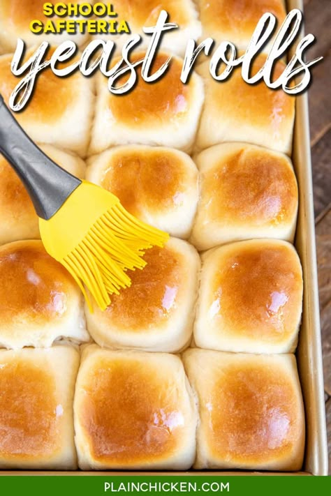 School Cafeteria Yeast Rolls - the rolls that came with my grammar school lunch were always the highlight of the meal. I found the recipe for those yummy rolls in a government cookbook & couldn't resist trying them. OMG! SO good! Super easy to make with only 6 ingredients - bread flour, salt, sugar, vegetable oil, water, and yeast. These are now our go-to homemade rolls for the holidays! School Yeast Rolls Recipe, Plain Chicken Recipe, Easy Yeast Rolls, Homemade Yeast Rolls, Yeast Rolls Recipe, School Lunch Recipes, Cafeteria Food, Homemade Rolls, Biscuit Rolls