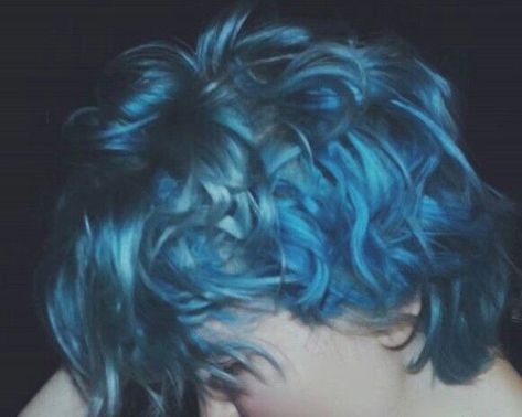 I love this color!!! And his hair.. ahh!! It looks so soft!!!! 💙💙 Guzma Pokemon, Mens Blue Hair, Blue Hair Aesthetic, Makoto Kino, Minako Aino, Teal Hair, Catty Noir, Hair Quotes, Sailor Neptune