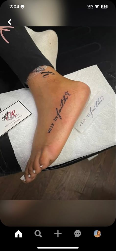 Faith Foot Tattoos, Side Foot Tattoos, Small Black Tattoos, Calf Tattoos For Women, Classy Tattoos For Women, Cute Foot Tattoos, Small Foot Tattoos, Toe Tattoos, Verse Tattoos