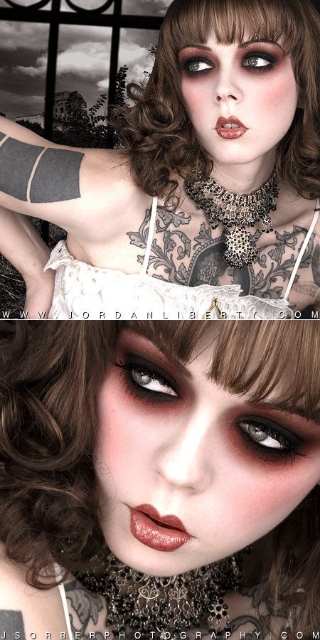 Sick eye make up, gotta have a definite talent to do make up like this. Steampunk Makeup, Maquillage Goth, Drag Ideas, Fantasy Make-up, Draw Lips, Lovely Eyes, Doll Makeup, Goth Makeup, Gothic Makeup