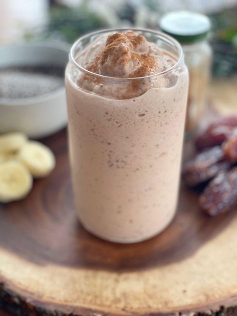 Smoothie Recipes With Dates, Date Protein Smoothie, Date Smoothies For Labor, Dates Smoothie Recipes, Smoothie With Dates, Banana Date Smoothie, Date Smoothie Recipes, Dates Recipes, Healthy Shake