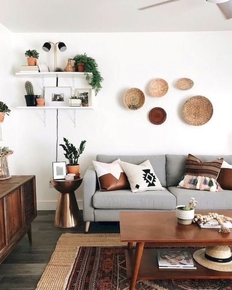 Mid Century Modern Living Room Design, Contemporary Shelving, Apartment Decorating Living, Bathroom Decor Luxury, Mid Century Modern Living Room, Trendy Living Rooms, Style Deco, Rustic Living Room, Trendy Home