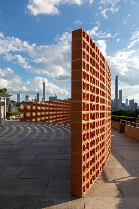 Héctor Zamora: Lattice Detour – SURFACE Curved Brick Wall, Lattice Wall, Visual Metaphor, Brick Architecture, Vernacular Architecture, Mexican Artists, Roof Garden, Built Environment, The Roof