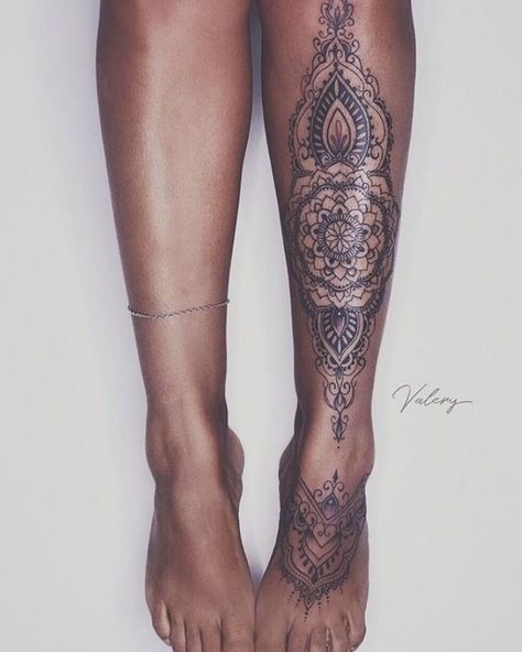 Leg Mandela #tattoosforwomen #tattoos #tattoo Leg Tattoos For Women Unique, Shin Tattoo Mandala, Mandala Ankle Tattoo Wrap Around, Foot Mandala Tattoo, Shin Tattoos For Women Ideas, Shin Tattoo Womens, Mandala Foot Tattoo, Tattoo Bein Frau, Mandela Tattoo