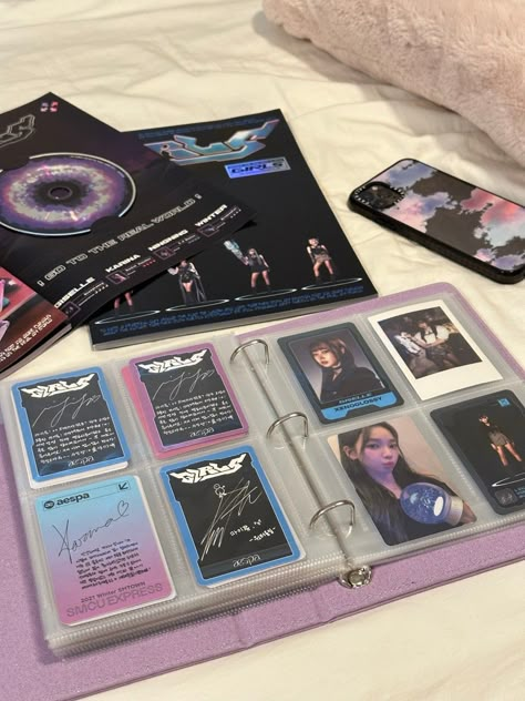 Kpop Binder, Photocard Collection, Photocard Binder, Kpop Albums, Retro Phone Case, Kpop Diy, Mini Binder, Creative Gifts For Boyfriend, Pop Albums