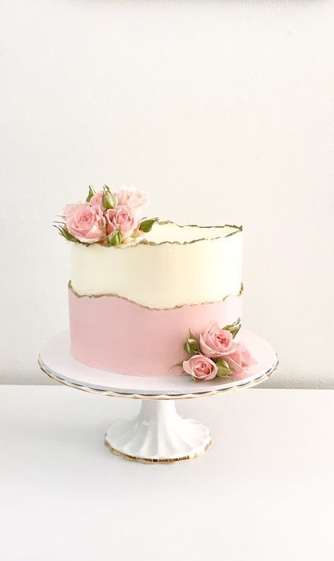 Pink Simple Cake Birthday, Simple And Beautiful Cake Designs, Simple Cakes For Women Birthdays, Simple Pretty Cakes Birthday, Elegant Cake Designs Birthday, Simple Floral Cake Design, Cake Designs Simple Easy, Simple Elegant Cake Designs, Double Layer Cake Design