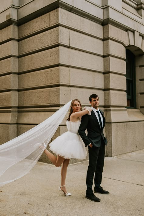 Wedding Photoshoot Creative, Classy Elopement Ideas, Wedding Veil Short Dress, Short Dress Wedding Photos, Short Dress Long Veil, Wedding Street Photography, Elopement Veil, Documentary Photography Wedding, City Elopement Photos