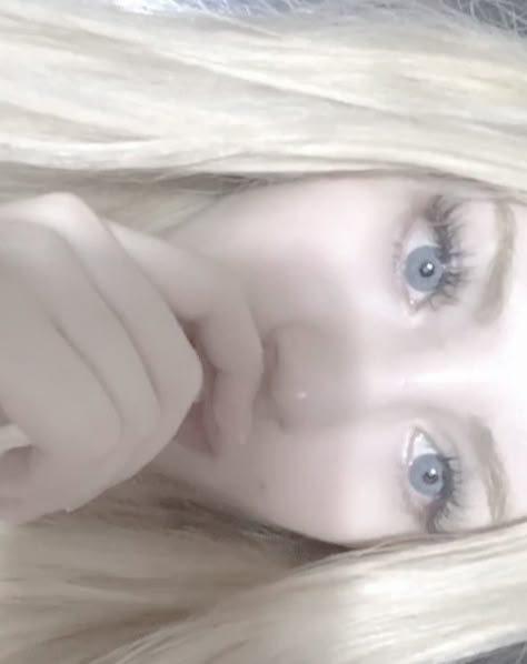 Doe Beauty Aesthetic, Cecily Knight, Angelic Beauty, Angels Beauty, Pale Girl, Tumblr Backgrounds, Doll Aesthetic, Angel Aesthetic, White Blonde