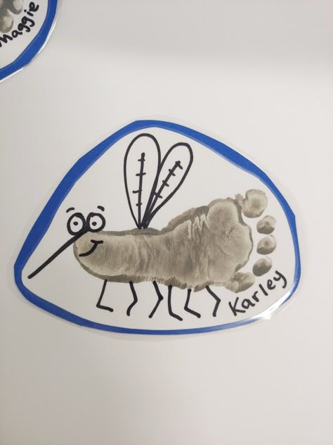 Handprint Bug Crafts, Infant Insect Art, Bugs Footprint Art, Insect Handprint Craft, Handprint Insects, Camping Art Projects For Infants, Infant Bug Crafts, Infant Bug Art, Toddler Insect Crafts