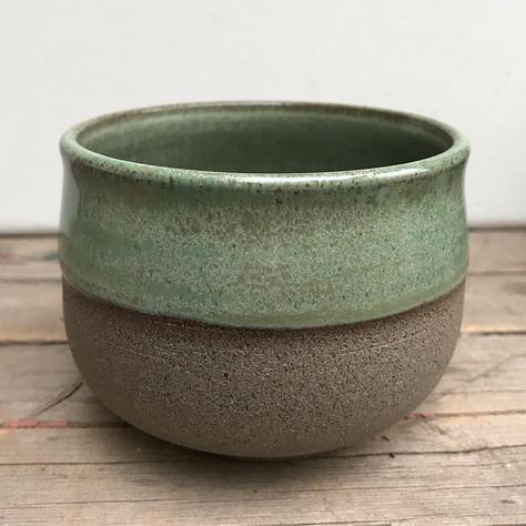 Glazed with Mayco’s SW108 Green Tea. The outside is glossy while the inside is matte. Both 3 layers of glaze. #pottery #potery #potterylife #potterylove #pottersofinstagram #instapottery #ceramics #ceramique #céramique #ceramica #ceramika #keramiek #keramik #keramika #clay #bowl #handmade #maycocolors #wheelthrown #wheelthrownpottery #ceramiclife #handthrown Matte Glaze Ceramics, Clay Glaze Ideas, Glaze Inspiration, Clay Glazing, Ceramics Pottery Mugs, Glaze Pottery, Clay Glaze, Glaze Combinations, Glaze Combos