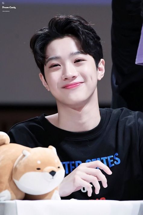 Lai Kuanlin, Guan Lin, Lai Guanlin, Web Drama, Lai Kuan-lin, Painkiller, Cha Eun Woo, Asian Boys