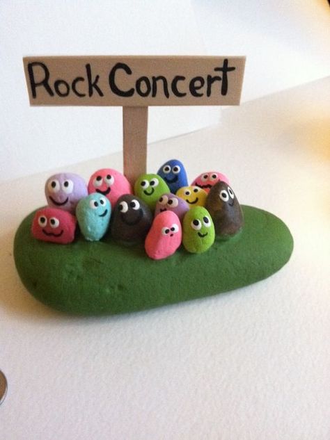 Caillou Roche, Art Pierre, Rock And Pebbles, Painted Rocks Diy, Rock Painting Ideas Easy, Rock Painting Patterns, Paint Rock, Decoration Originale, Rock Concert