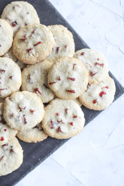 Guava Cookies, Guava Paste, Clock Work, Buttery Shortbread Cookies, Cookie Games, Saltine Crackers, Shortbread Cookie, Sugar Eggs, Whole Eggs