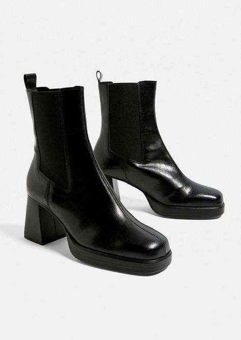 Urban Outfitters Faux Leather Block Heel Chelsea Boot Black Boot Heels, Boots Look, Heeled Chelsea Boots, Cheap Boots, Look Expensive, Square Toe Boots, Black Heel Boots, Casual Heels, Leather Block Heels