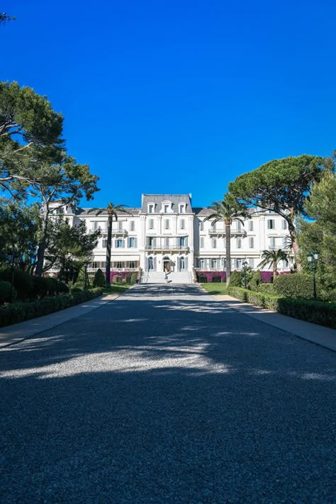 Hotel Du Cap Eden Roc, Hotel Du Cap, Hotel Eden, Eden Rock, Eden Roc, Antibes France, Classic Hotel, Diy Clouds, Holiday Hotel