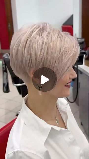 Mens Summer Hairstyles, Wedding Hairstyles Tutorial, Short Haircut Styles, Beautiful Braided Hair, Short Hair Pixie Cuts, Growing Out Short Hair Styles, Hair Braid Videos, Trendy Short Haircuts, Short Choppy Hair