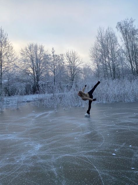 Current Joys, Figure Ice Skates, Skating Aesthetic, Winter Princess, Winter Fairy, Ice Rink, Ice Skaters, Frozen Lake, Ice Princess