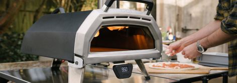 Meet Ooni Karu 16 Multi-Fuel Pizza Oven Neapolitanische Pizza, Steak Pizza, Portable Pizza Oven, Four A Pizza, Pizza Margherita, Outdoor Pizza Oven, Baking Stone, Pizza Oven Outdoor, Oven Canning