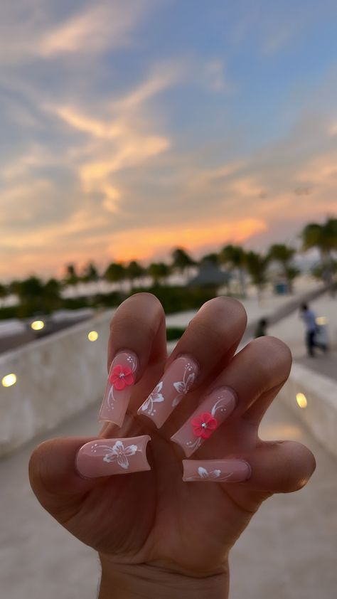 IG: coralmichelle_ Long Nails Vacation, Vacation Nails Medium Length, Square Acrylic Nails Vacation, Vacation Nails With Gems, Vacation Tropical Nails, Cute Spring Break Nails Simple, Vacay Nails Black Women, Nail Vacation Ideas, Vacation Nail Set