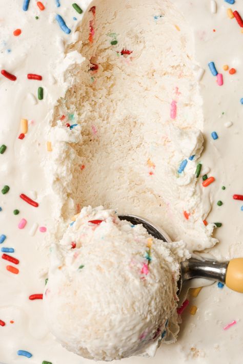 Ice Cream Cake Photography, Ice Cream Shop Photography, Ice Cream Campaign, I’ve Cream Birthday Cake, Birthday Cake Ice Cream Aesthetic, I’ve Cream Cake Ideas, Homemade Birthday Cake Ice Cream, Ice Cream Photoshoot, Colourful Ice Cream