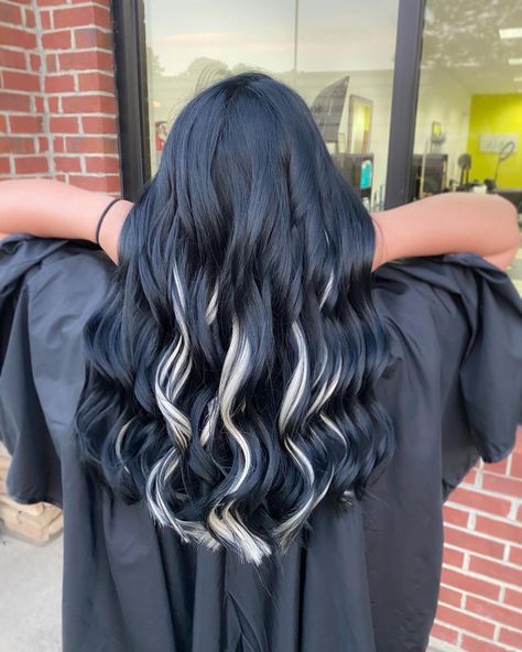 Black Hair With Extensions Colour, White Extensions Hair, Black Hair White Extensions, Black And White Hair Extensions, Black Hair With Colored Extensions, Black Hair With White Extensions, Black And Blonde Extensions, Black Hair With Blonde Extensions, Clip In Highlights