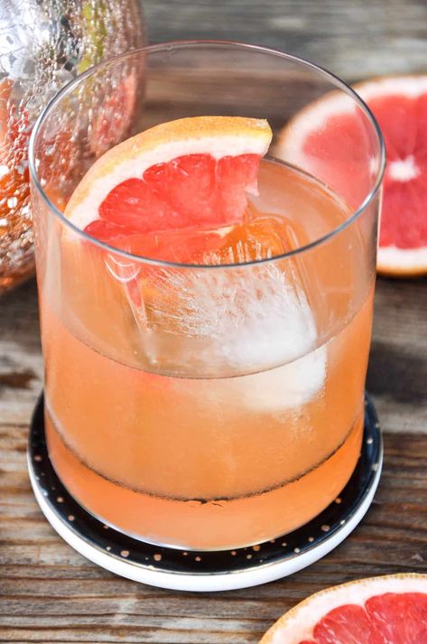 Grapefruit Bourbon Sour - California Grown Bourbon Sour Recipe, Interesting Cocktails, California Recipes, Grapefruit Drink, Bourbon Sour, Grapefruit Cocktail, Bourbon Recipes, California Food, Bourbon Drinks