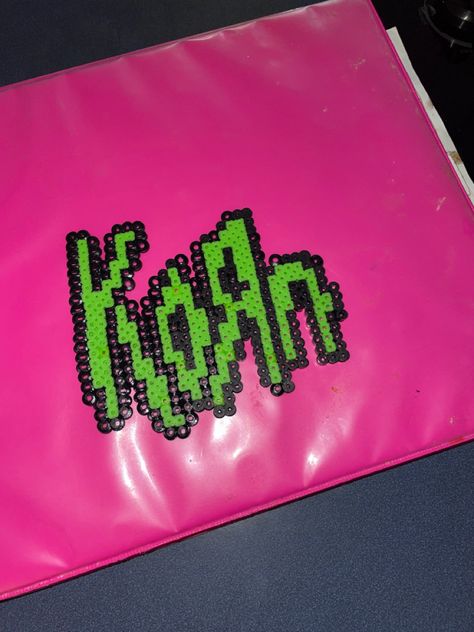 Perler Beads Y2k, Metal Perler Beads, Perler Bead Patterns Emo, Band Perler Beads, Blink 182 Perler Beads, Korn Perler Beads, Icp Perler Bead Patterns, Emo Perler Beads, Mcr Perler Bead Patterns