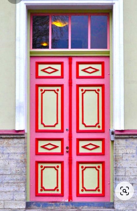 Artistic Doors Painted, Colorful Indoor Doors, Funky Door Painting, Door Aesthetic Decor, Fun Door Colors, Maximalist Door, Colorful Doors Interior, Cool Door Painting, Coloured Front Door